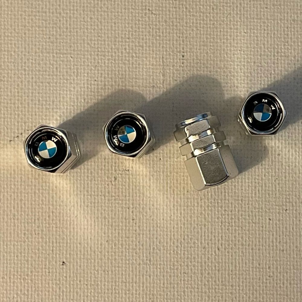 BMW valve Stem caps in Silver set of 4 NWT